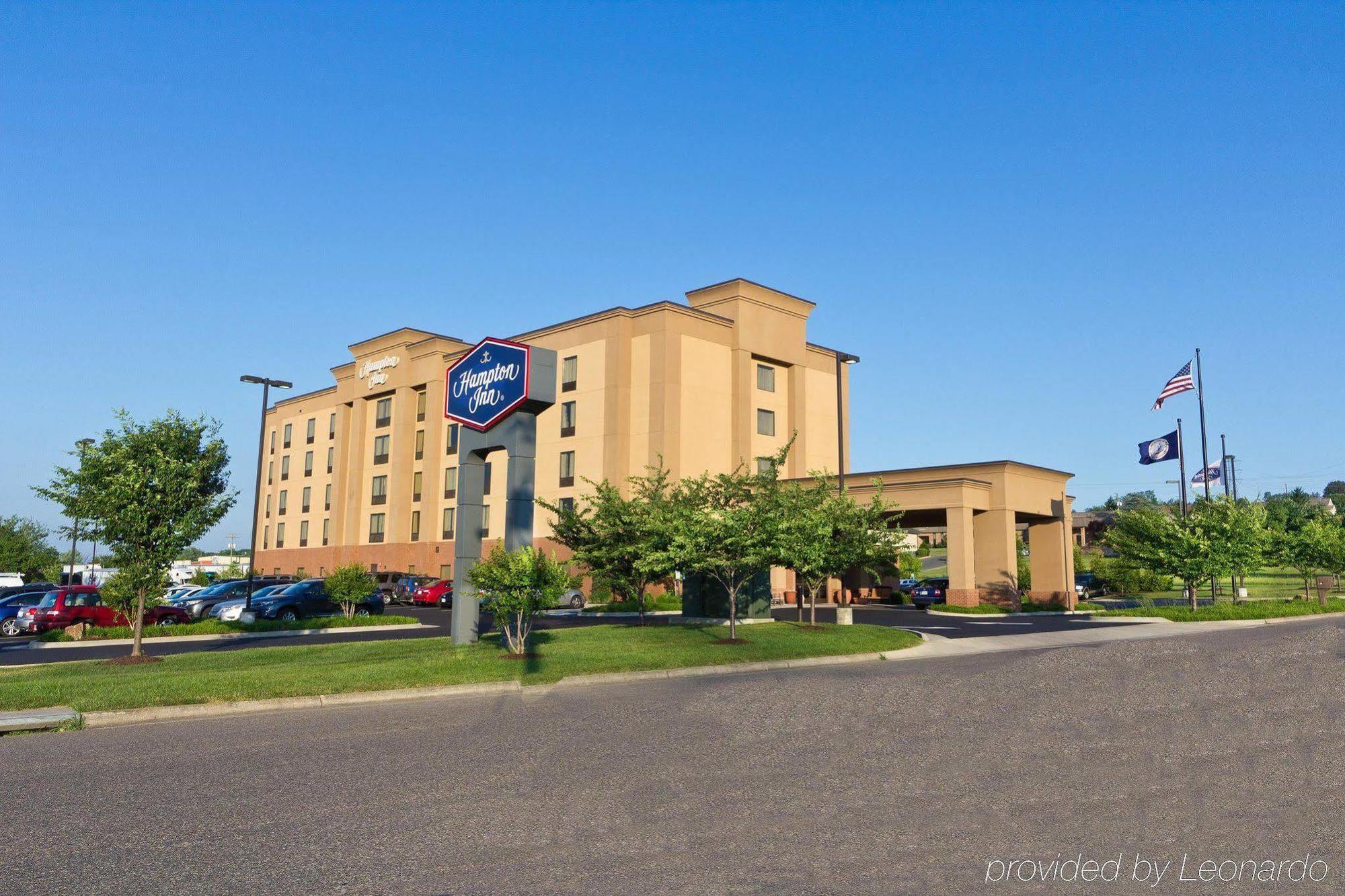 Hampton Inn Harrisonburg South Bagian luar foto