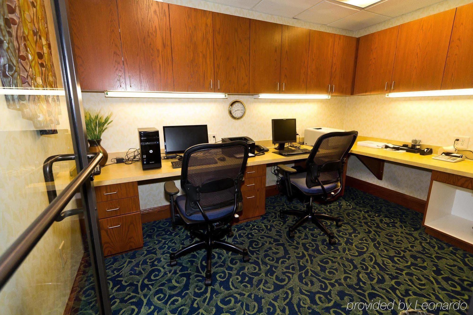 Hampton Inn Harrisonburg South Bagian luar foto
