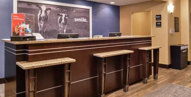 Hampton Inn Harrisonburg South Bagian luar foto